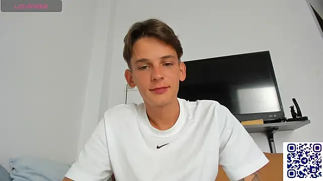 MiracleCam online show from February 2026 07:34:01 AM