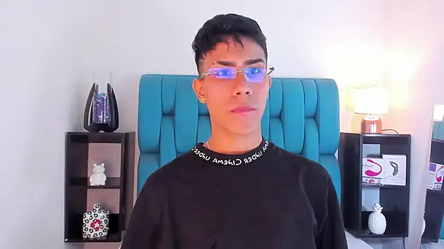 AlanNaughty online show from January 2025 03:26:01 AM