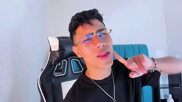 AlanNaughty online show from February 2025 08:56:01 PM