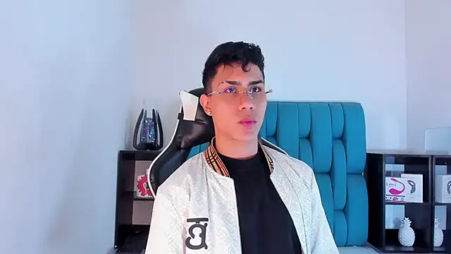 AlanNaughty online show from February 2025 08:26:01 PM