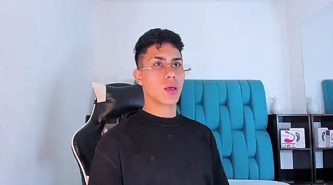 AlanNaughty online show from March 2025 10:32:02 PM