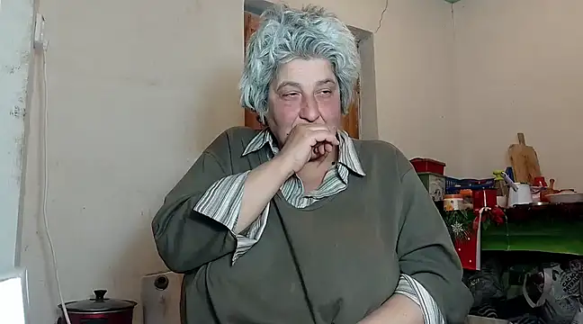 Snapshot of ExquisiteMature chatting on February 2025 05:41:02 PM ExquisiteMature online show from February 2025 05:41:02 PM