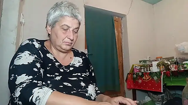 Snapshot of ExquisiteMature chatting on October 2025 10:31:01 PM ExquisiteMature online show from October 2025 10:31:01 PM