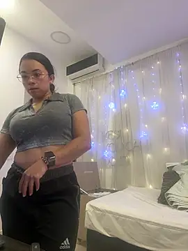 carolgaita online show from February 2025 11:55:01 AM