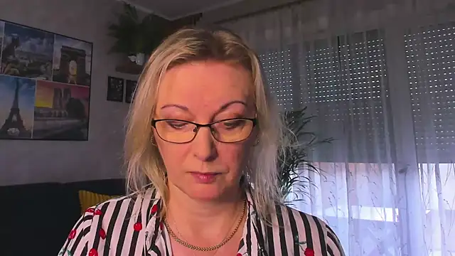 vanessa chat online show from February 2026 02:14:01 PM