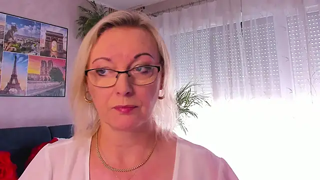 vanessa chat online show from June 2026 01:17:02 PM