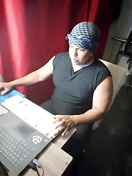 Snapshot of Malo666howard chatting on January 2026 06:05:02 AM Malo666howard online show from January 2026 06:05:02 AM