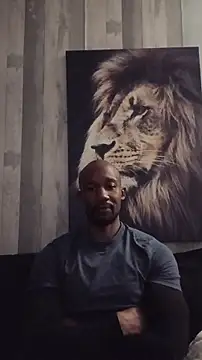 Snapshot of Mamadyyy chatting on November 2025 10:32:02 PM Mamadyyy online show from November 2025 10:32:02 PM