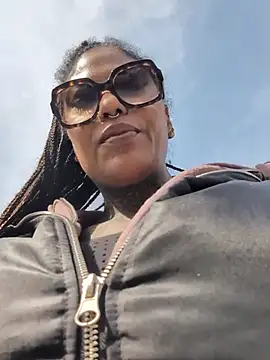 DarkDea online show from March 2026 12:11:01 PM