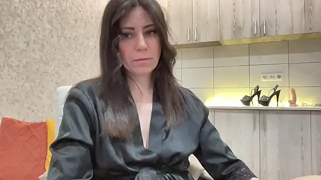 HotyWinter online show from March 2026 04:18:02 AM