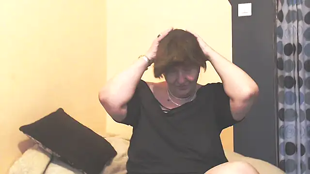 MioritaHard online show from January 2026 01:46:01 PM