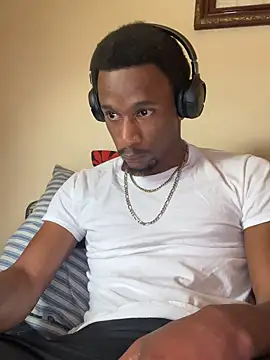 Tristris100 online show from September 2025 04:40:01 PM