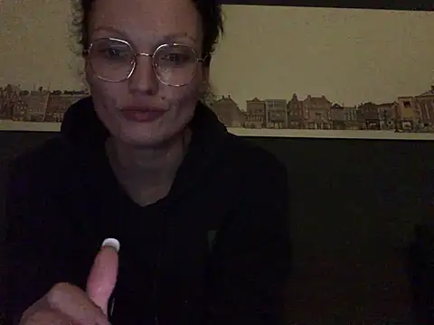 Snapshot of denisestar10 chatting on January 2025 06:34:02 PM denisestar10 online show from January 2025 06:34:02 PM