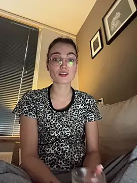 Snapshot of denisestar10 chatting on January 2025 11:15:02 AM denisestar10 online show from January 2025 11:15:02 AM