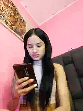 Snapshot of secretgreisy_ chatting on December 2024 07:39:02 AM secretgreisy online show from December 2024 07:39:02 AM