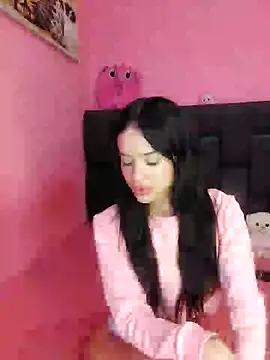 Snapshot of secretgreisy_ chatting on December 2024 05:38:02 AM secretgreisy online show from December 2024 05:38:02 AM