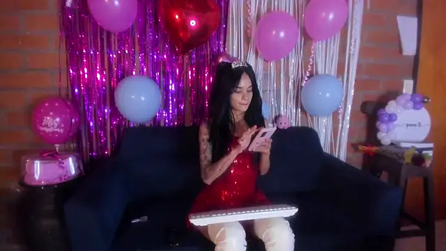 Snapshot of secretgreisy_ chatting on November 2025 04:22:01 AM secretgreisy online show from November 2025 04:22:01 AM