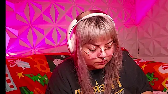 Satyn doll online show from December 2025 01:44:01 AM