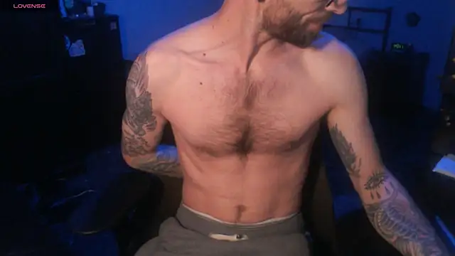 SexxxyLouis online show from October 2025 07:43:01 AM