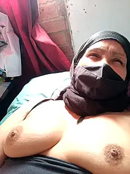 Melany  hot online show from March 2025 06:41:02 PM