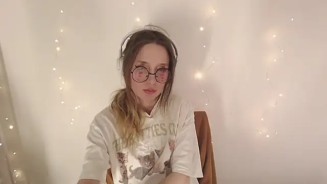  Hanna Moon  online show from February 2026 03:54:02 PM