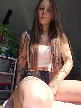 LilyOrion online show from July 2026 08:33:01 PM