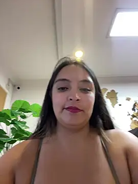 milly cruz online show from March 2026 11:19:02 PM