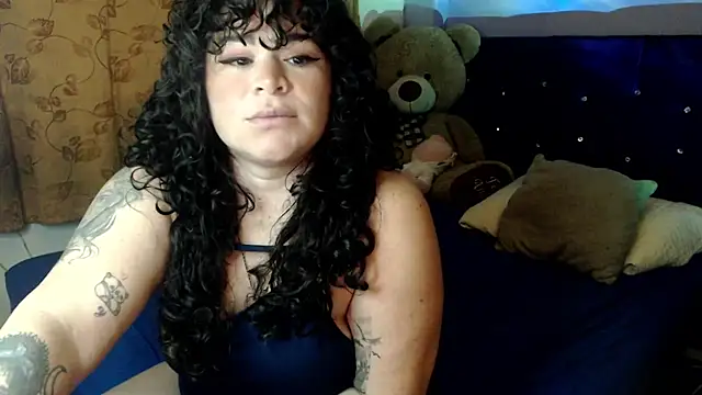 ANGELIQUE KLANE online show from October 2025 01:20:01 AM