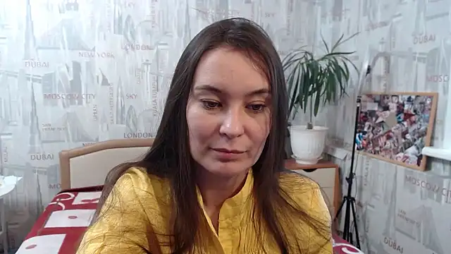 GinaQSoul online show from February 2025 10:29:01 AM