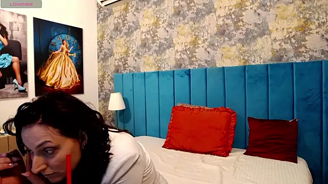 Snapshot of LisaCroft chatting on January 2026 08:41:01 AM LisaCroft online show from January 2026 08:41:01 AM