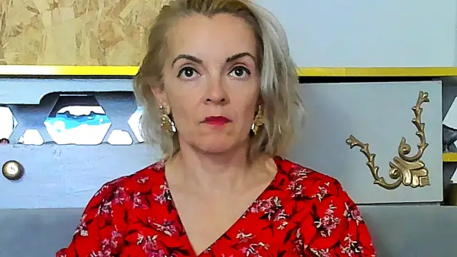 KateConner online show from November 2025 09:02:02 PM