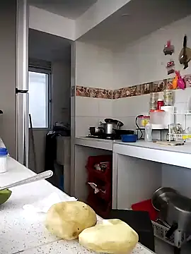 Brenda Berck  online show from November 2025 12:04:02 PM