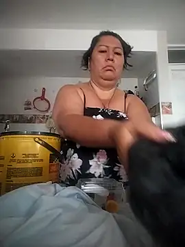 Brenda Berck  online show from February 2026 11:44:02 AM