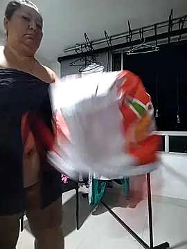 Brenda Berck  online show from March 2026 10:12:02 AM