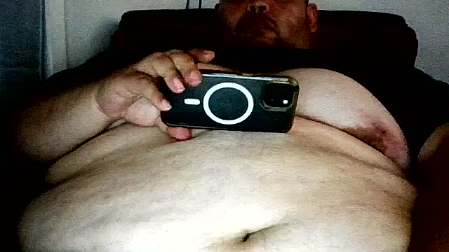 Snapshot of Pantychubs69 chatting on May 2026 10:04:01 PM Pantychubs69 online show from May 2026 10:04:01 PM