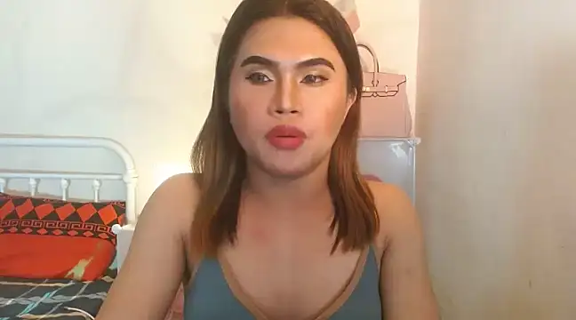 Snapshot of JustineBIGCUM chatting on February 2025 01:43:01 PM JustineBIGCUM online show from February 2025 01:43:01 PM