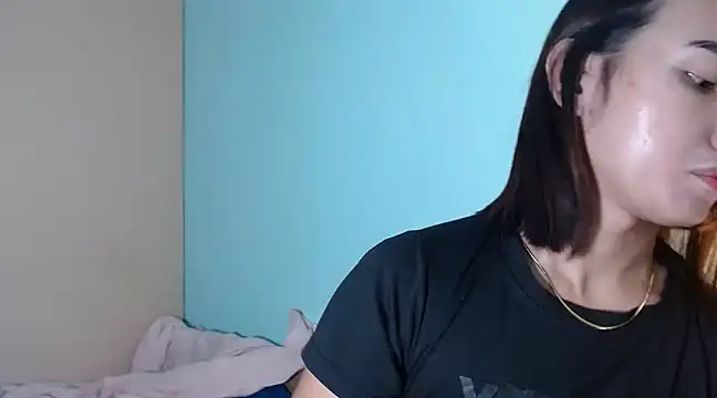 Snapshot of CasandraDiaz chatting on December 2024 10:25:02 AM CasandraDiaz online show from December 2024 10:25:02 AM