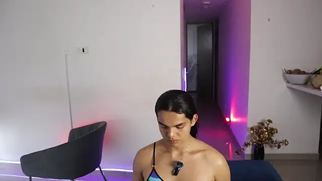  Vahos  online show from February 2025 09:20:02 PM