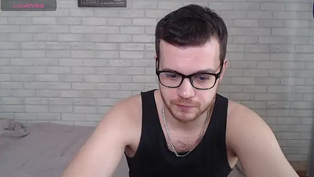 Snapshot of Alexxx_horny chatting on May 2026 07:02:02 AM Alexxx horny online show from May 2026 07:02:02 AM