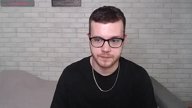 Snapshot of Alexxx_horny chatting on May 2026 10:00:01 AM Alexxx horny online show from May 2026 10:00:01 AM