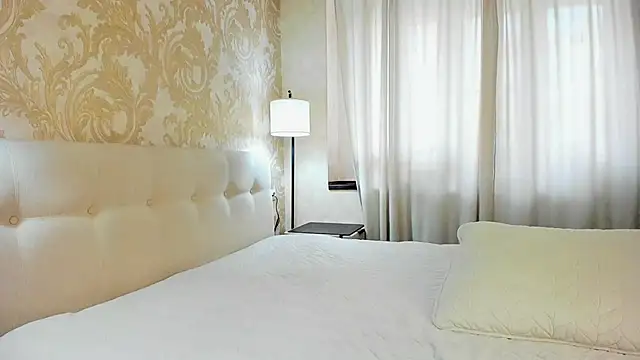 TessaPosh online show from March 2025 09:26:01 AM