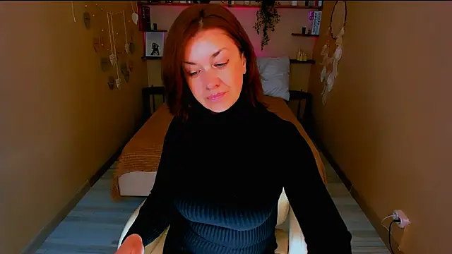 AnaMills online show from November 2025 10:12:02 AM