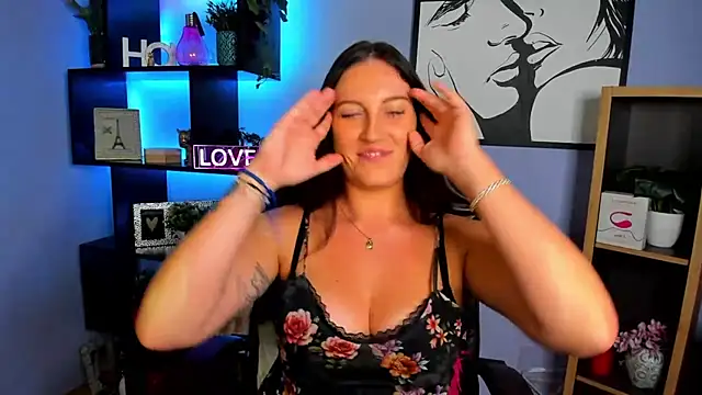 FUN AMI online show from November 2025 02:29:02 PM