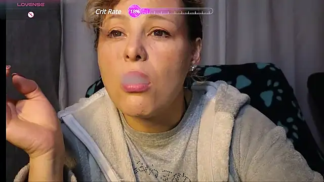 Snapshot of dagny-jo chatting on February 2025 03:27:01 AM dagny-jo online show from February 2025 03:27:01 AM