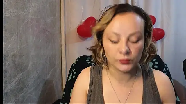 Snapshot of dagny-jo chatting on March 2025 03:45:01 AM dagny-jo online show from March 2025 03:45:01 AM