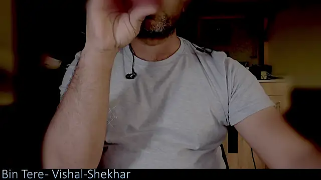  x rated  online show from October 2025 05:53:01 PM