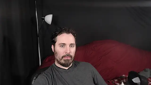 Metalstud online show from December 2024 11:42:02 PM