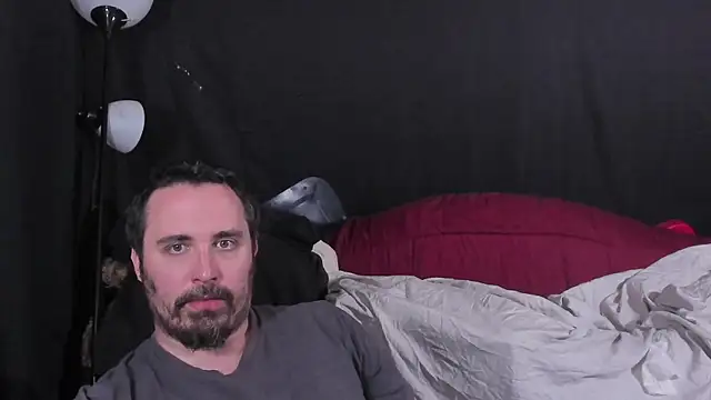 Metalstud online show from April 2026 01:05:02 AM