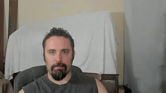 Snapshot of Metalstud chatting on June 2026 09:24:01 PM Metalstud online show from June 2026 09:24:01 PM