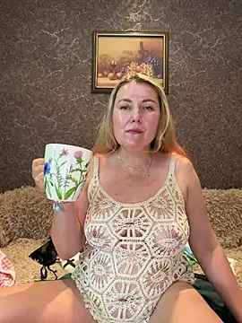 Snapshot of Katti_Kissa chatting on June 2026 10:06:02 AM Katti Kissa online show from June 2026 10:06:02 AM